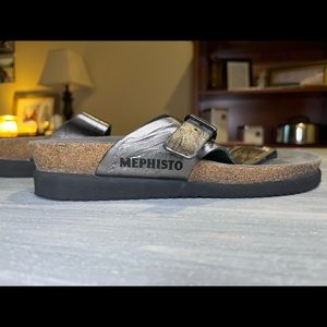 Mephisto Women’s Helen Sandals in Metallic Gray French size 39